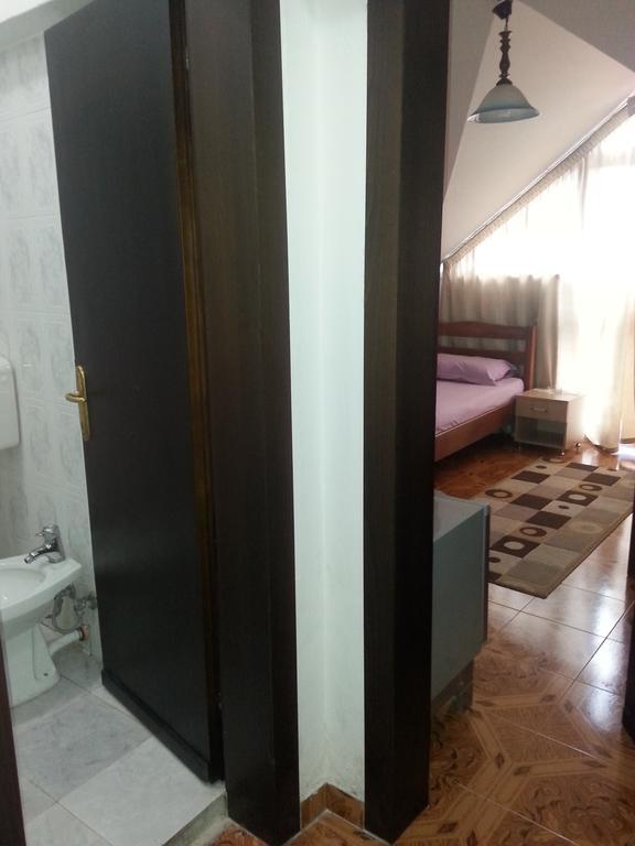 Hotel Ambasador Bahçalleku Quarto foto